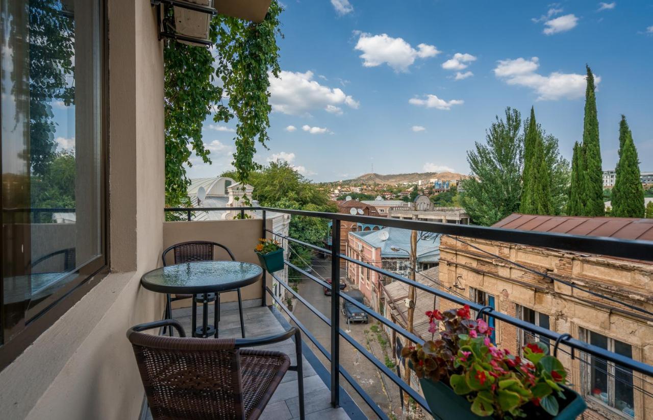 Constant Tbilisi Hotel Exterior foto